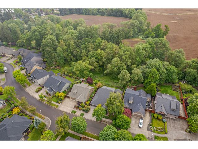 4610 ALTURA St, Eugene, OR 97404