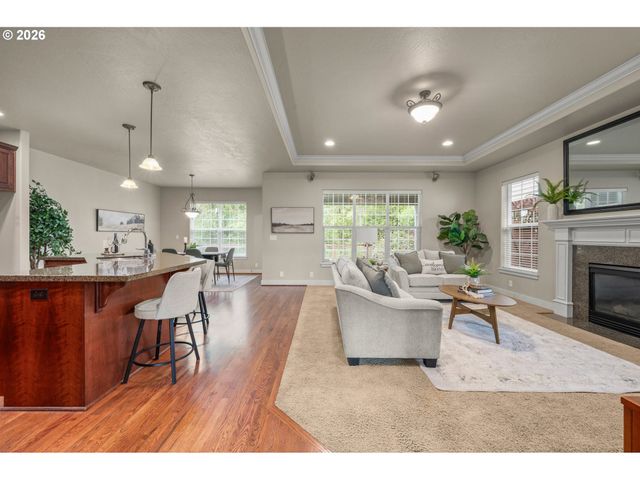 4610 ALTURA St, Eugene, OR 97404