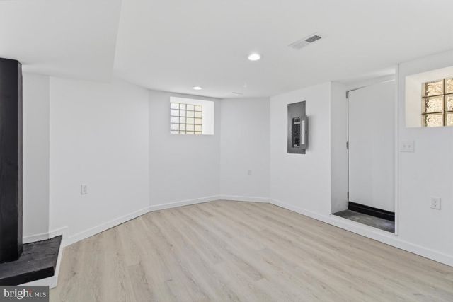 2903 E COLD SPRING LN, Baltimore, MD 21214
