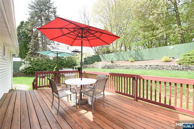 38 Kaufman Drive, Westwood, NJ 07675