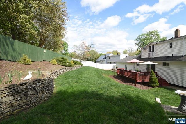 38 Kaufman Drive, Westwood, NJ 07675