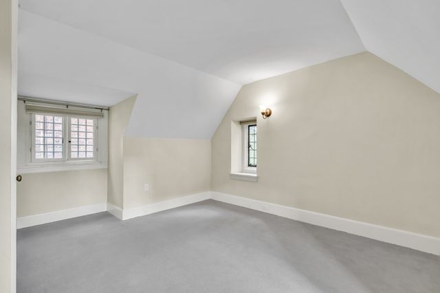 1789 Beacon 3, Brookline, MA 02445
