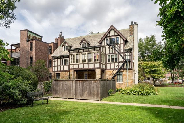 1789 Beacon 3, Brookline, MA 02445