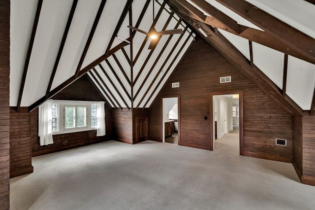 1789 Beacon 3, Brookline, MA 02445