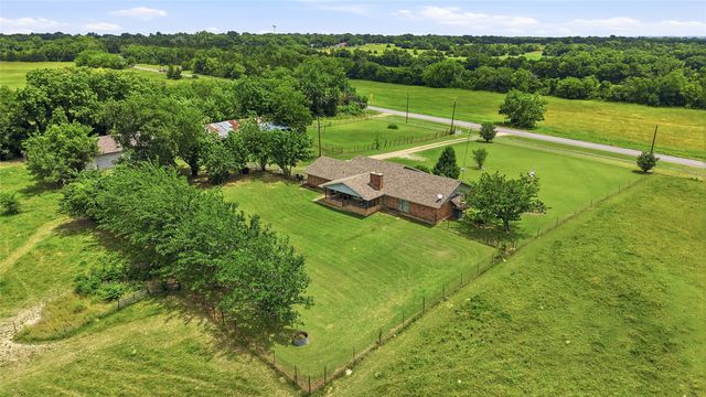 1108 S FM 2077, Dodd City, TX 75438
