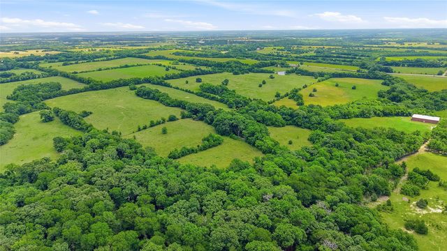 1108 S FM 2077, Dodd City, TX 75438