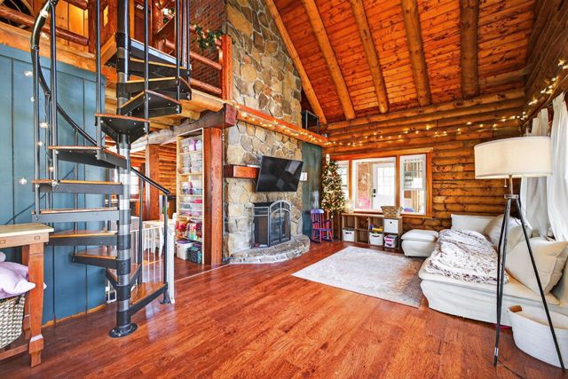 21 Langs Lane, Newmarket, NH 03857