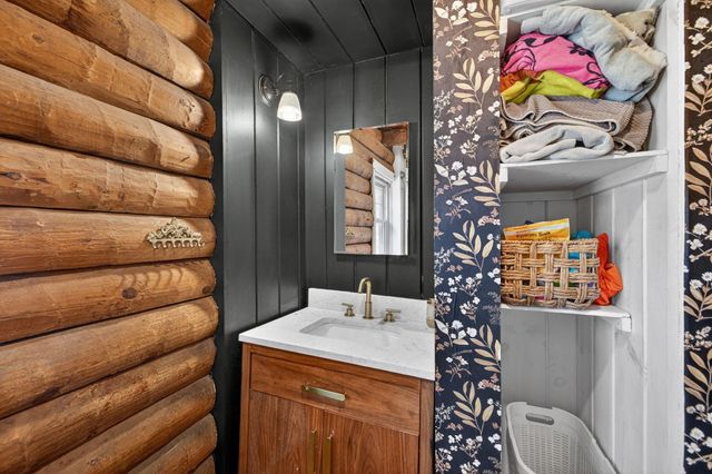 21 Langs Lane, Newmarket, NH 03857