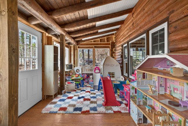 21 Langs Lane, Newmarket, NH 03857