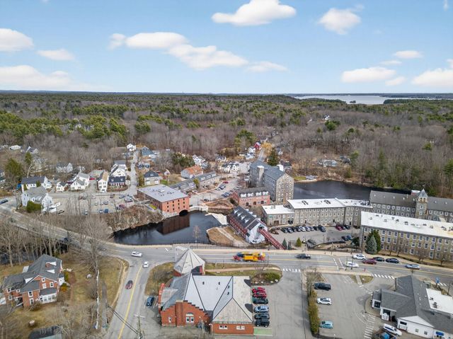 21 Langs Lane, Newmarket, NH 03857