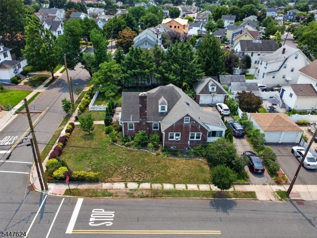 633 Palmer Ave, Maywood Boro, NJ 07607