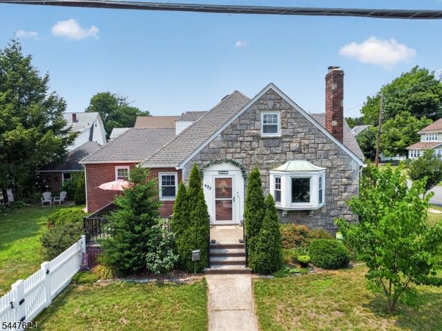633 Palmer Ave, Maywood Boro, NJ 07607