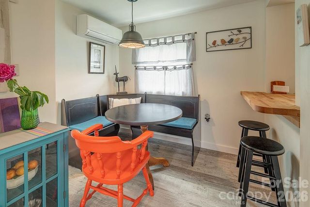 50 Hutchins Road, Black Mountain, NC 28711