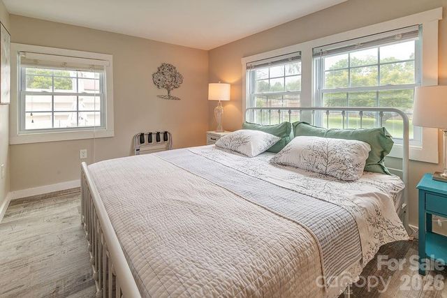 50 Hutchins Road, Black Mountain, NC 28711