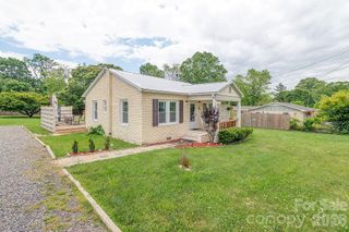 50 Hutchins Road, Black Mountain, NC 28711
