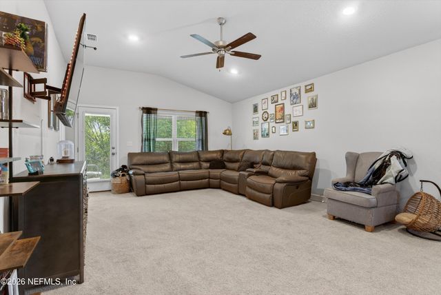 9852 OLIVIA Street, Jacksonville, FL 32219