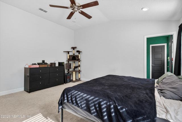 9852 OLIVIA Street, Jacksonville, FL 32219