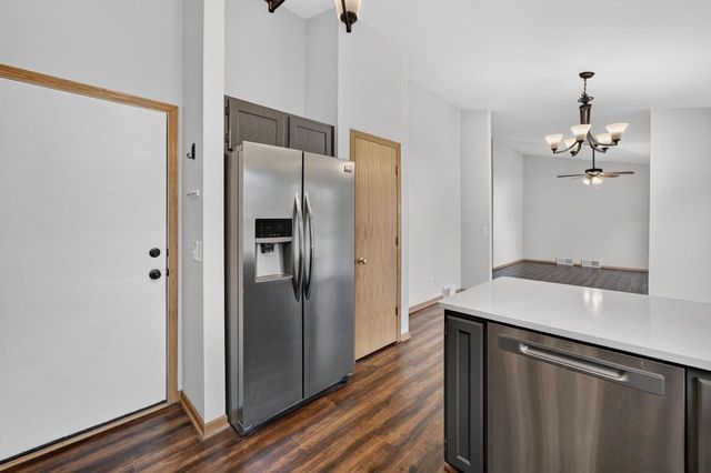 1030 Carriage Drive, Sun Prairie, WI 53590