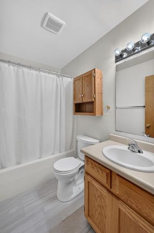 1030 Carriage Drive, Sun Prairie, WI 53590