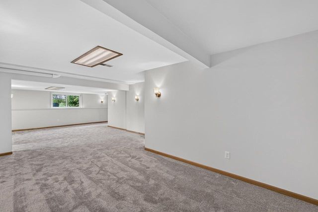 1030 Carriage Drive, Sun Prairie, WI 53590