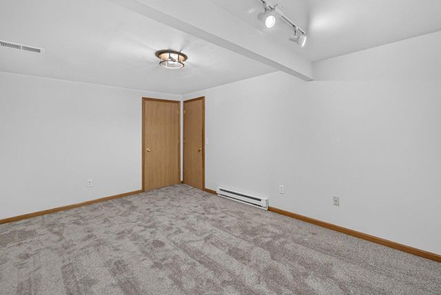 1030 Carriage Drive, Sun Prairie, WI 53590
