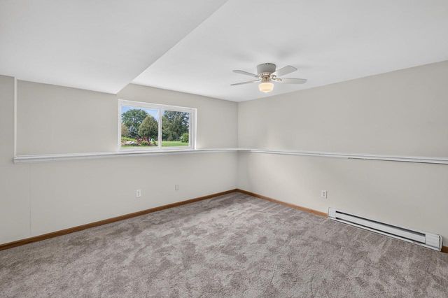 1030 Carriage Drive, Sun Prairie, WI 53590