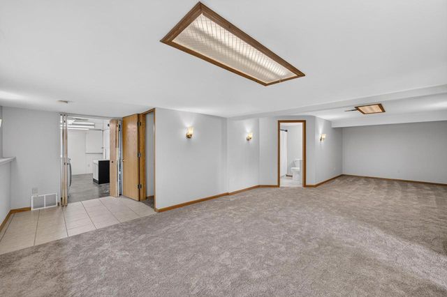1030 Carriage Drive, Sun Prairie, WI 53590
