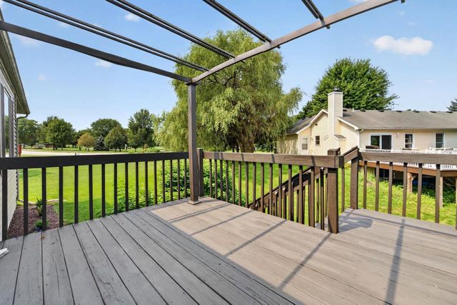 1030 Carriage Drive, Sun Prairie, WI 53590