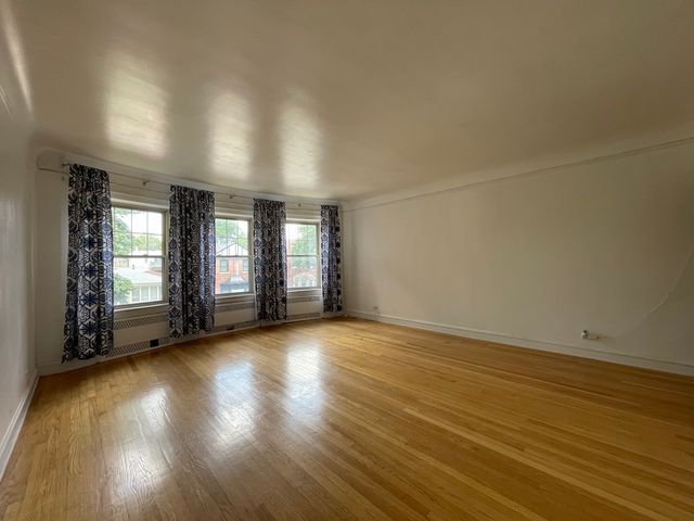 5832 N Virginia Avenue 2, Chicago, IL 60659