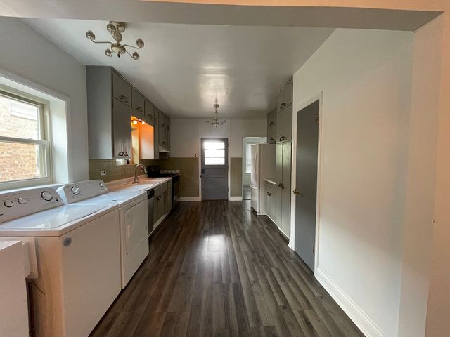 5832 N Virginia Avenue 2, Chicago, IL 60659