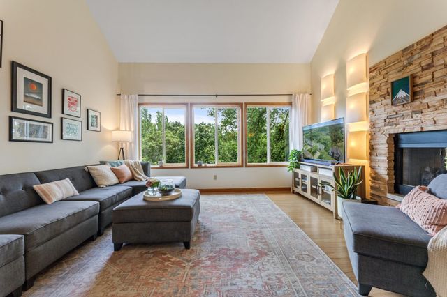 271 E Garvin Heights Road, Winona, MN 55987