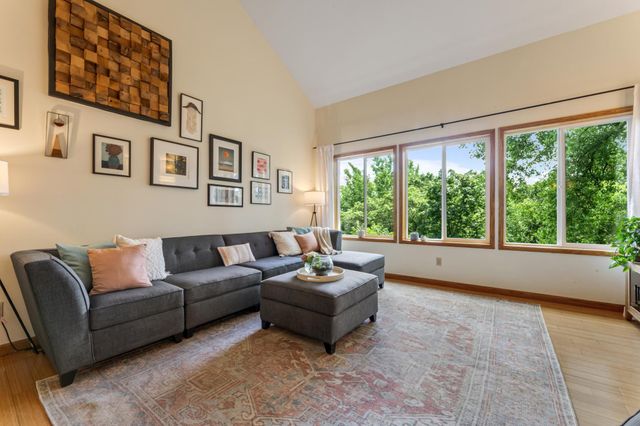 271 E Garvin Heights Road, Winona, MN 55987