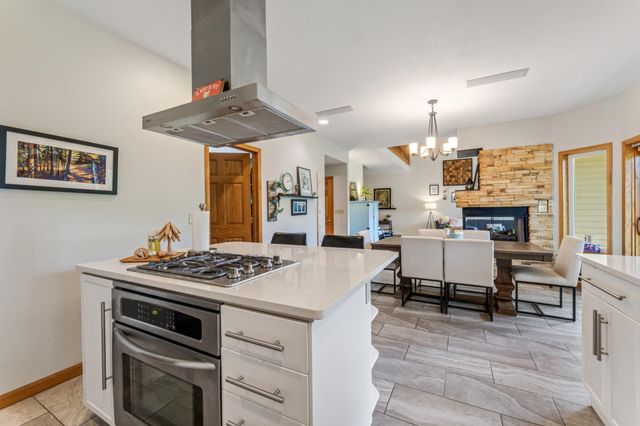 271 E Garvin Heights Road, Winona, MN 55987