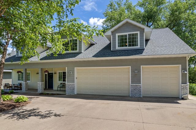 271 E Garvin Heights Road, Winona, MN 55987