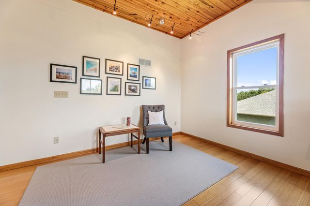 271 E Garvin Heights Road, Winona, MN 55987