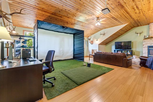 271 E Garvin Heights Road, Winona, MN 55987