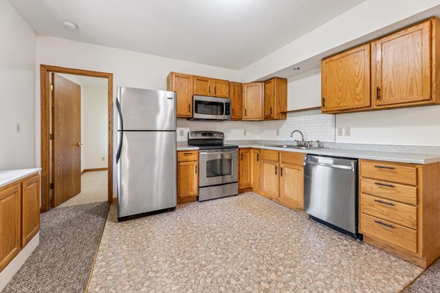 271 E Garvin Heights Road, Winona, MN 55987