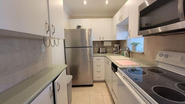 101 N Birch Road 204, Fort Lauderdale, FL 33304