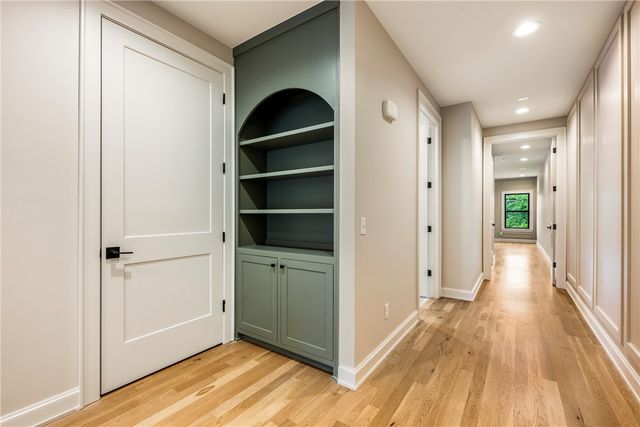 1031 NW A Street, Bentonville, AR 72712
