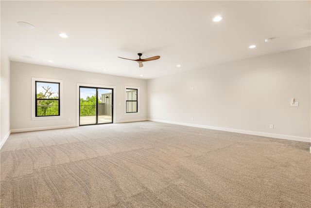1031 NW A Street, Bentonville, AR 72712