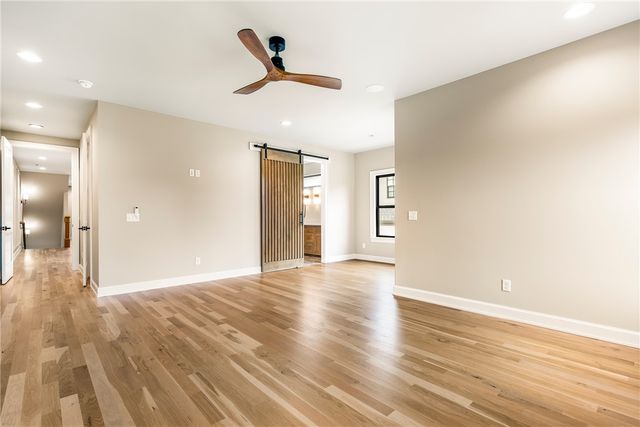 1031 NW A Street, Bentonville, AR 72712
