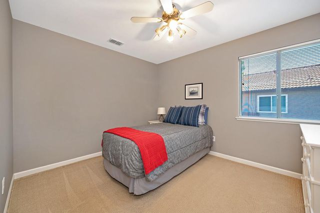 349 Brennen Cir, Roseville, CA 95678