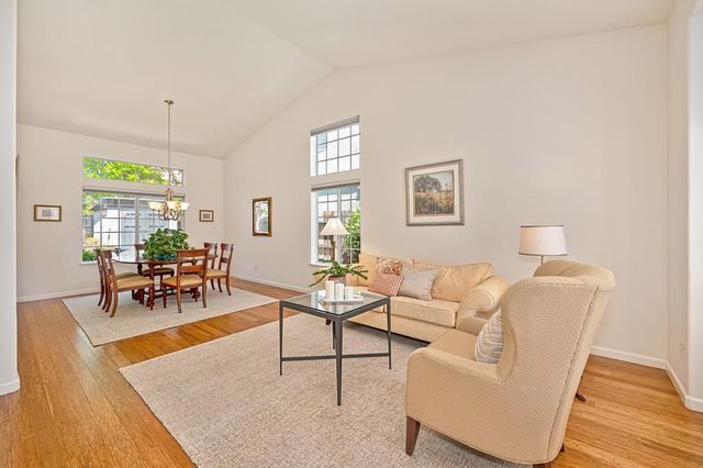 349 Brennen Cir, Roseville, CA 95678
