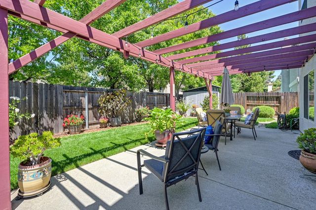349 Brennen Cir, Roseville, CA 95678