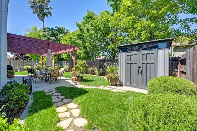 349 Brennen Cir, Roseville, CA 95678