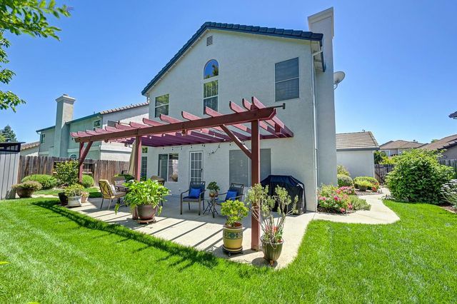 349 Brennen Cir, Roseville, CA 95678