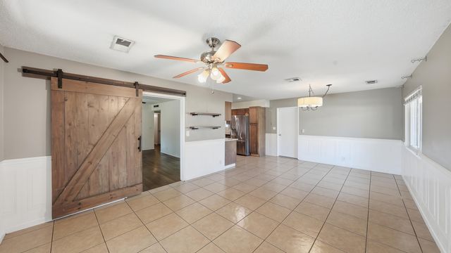 2607 W Dartmouth Avenue, Visalia, CA 93277