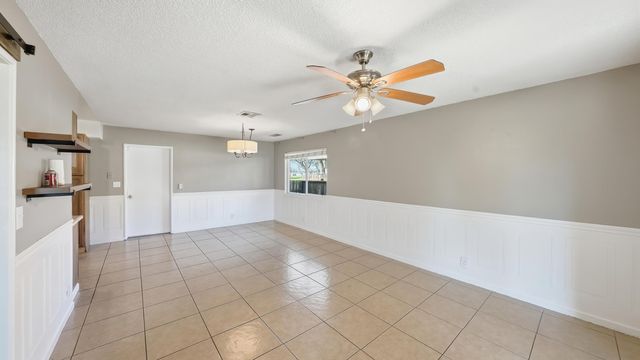 2607 W Dartmouth Avenue, Visalia, CA 93277