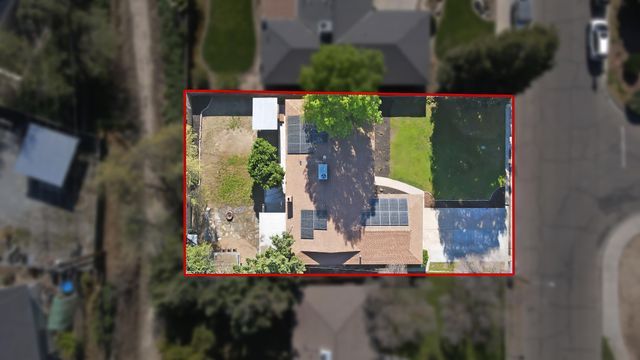 2607 W Dartmouth Avenue, Visalia, CA 93277