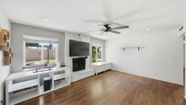 2607 W Dartmouth Avenue, Visalia, CA 93277